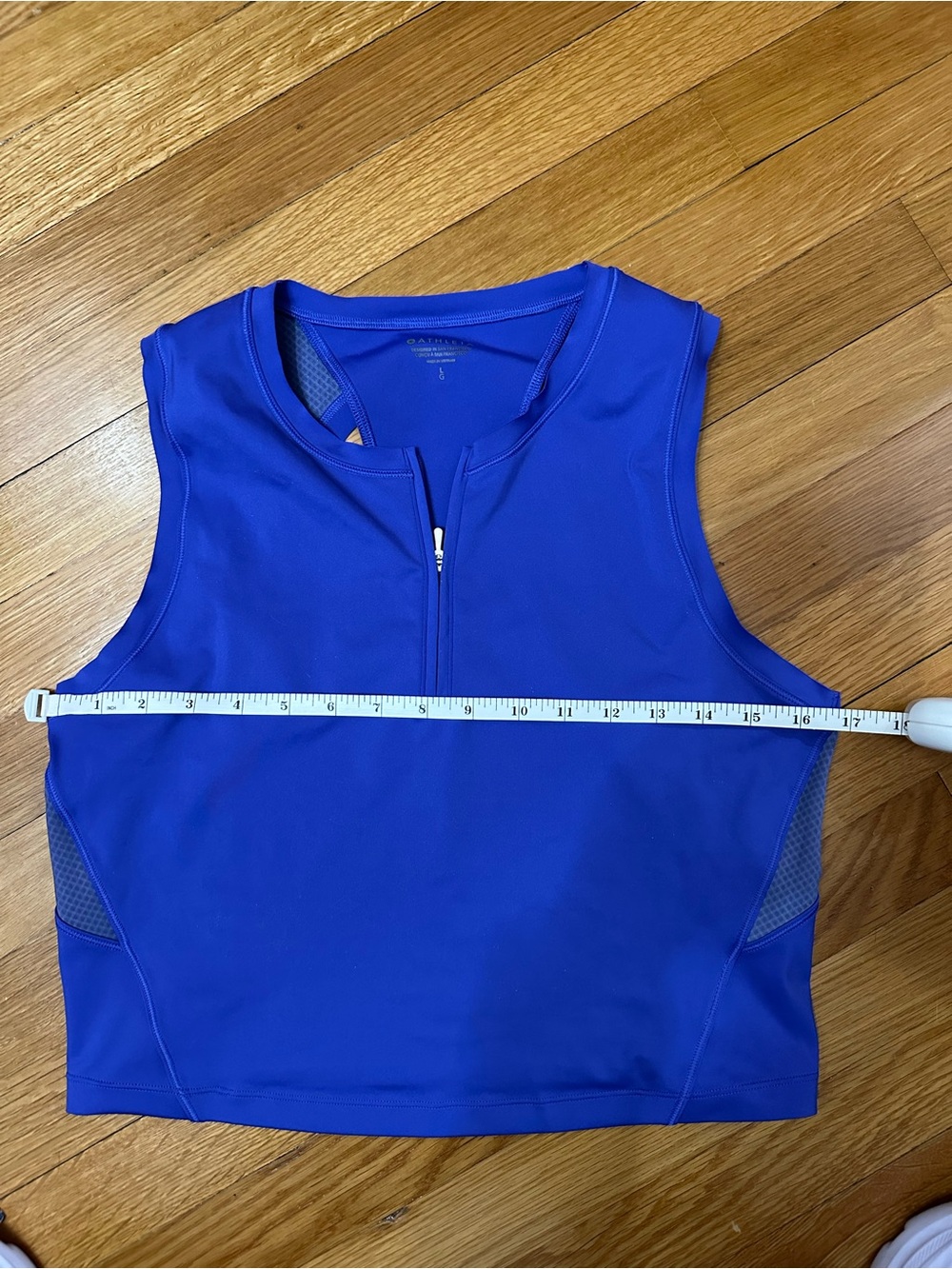 Athleta Crop Top with Zipper Size Large - Picture 4 of 5